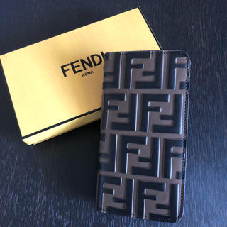 フェンディ(FENDI)の☆☆☆様専用  FENDI ポップアップ限定iPhoneケース(iPhoneケース)