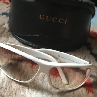 グッチ(Gucci)のグッチホワイトサングラス正規品レディース(サングラス/メガネ)