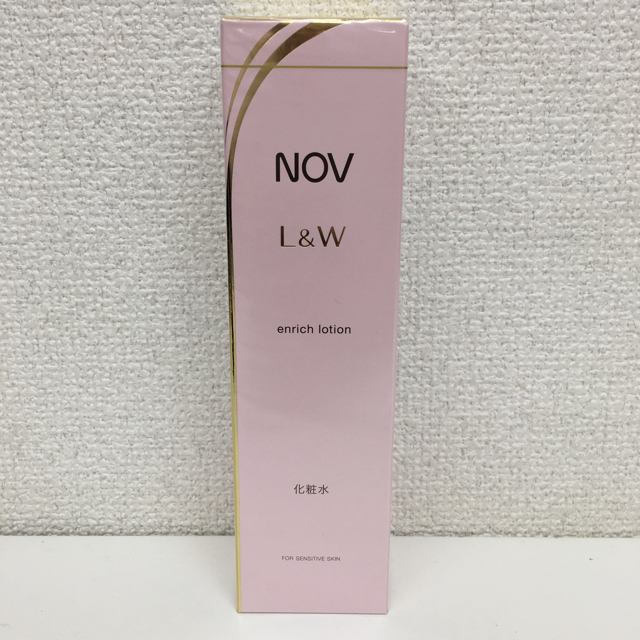 NOV(ノブ)のNOV ノブ L&W エンリッチローション 化粧水 120ml コスメ/美容のスキンケア/基礎化粧品(化粧水/ローション)の商品写真