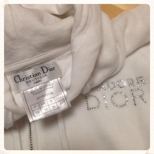 Dior♡ベロア白ジップパーカー