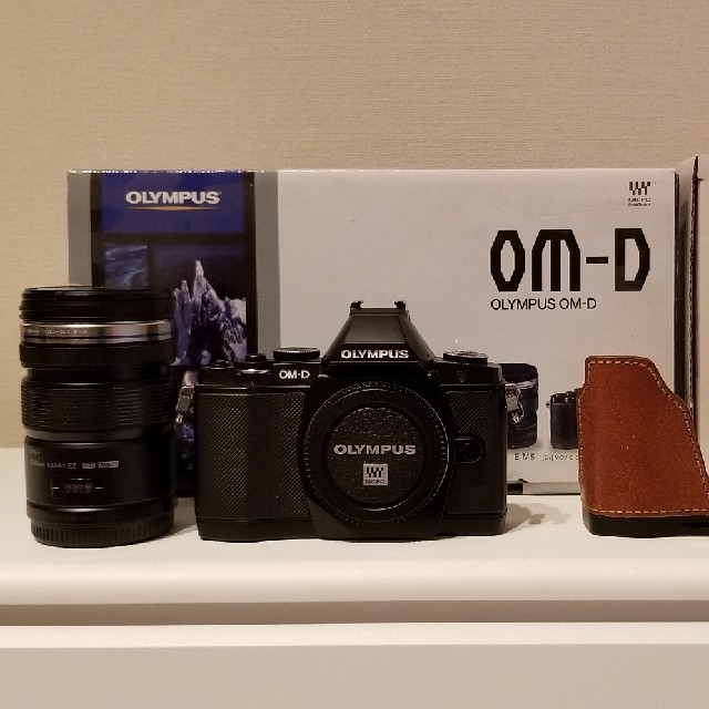 カメラOLYMPUS OM-D E-M5 レンズキット オマケ付き