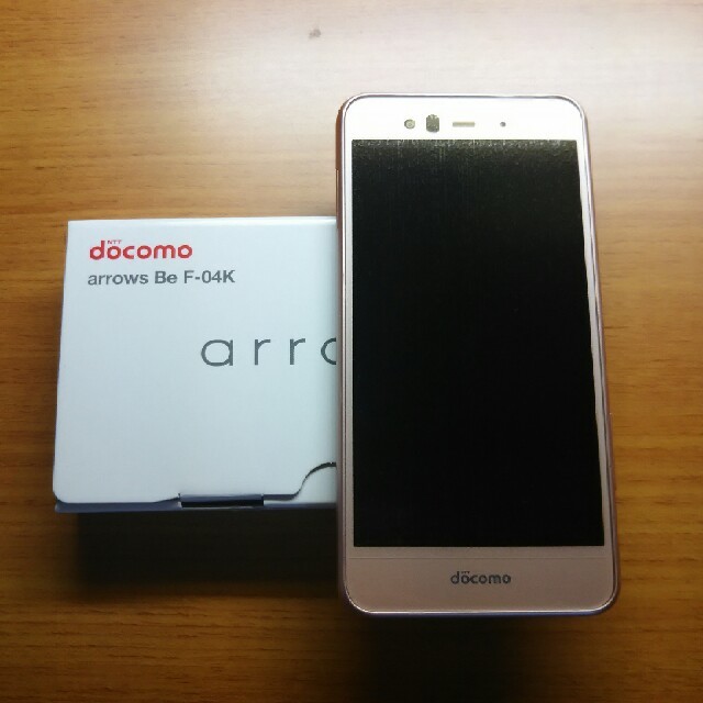 富士通(フジツウ)のSIMロック解除済 docomo arrows Be F-04K ピンク 2 スマホ/家電/カメラのスマートフォン/携帯電話(スマートフォン本体)の商品写真