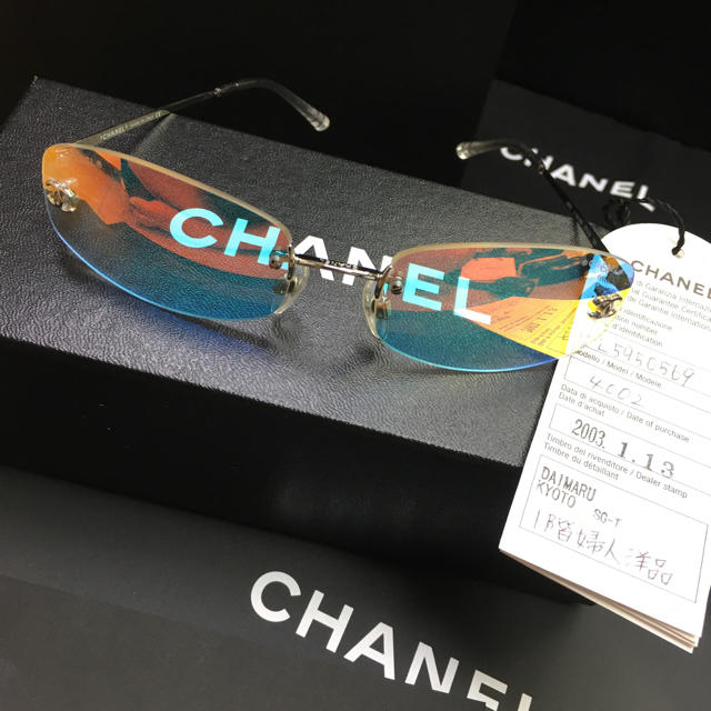 CHANEL(シャネル)のCHANELサングラス レディースのファッション小物(サングラス/メガネ)の商品写真