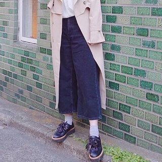 ザラ(ZARA)のzara リボンつきシューズ(ローファー/革靴)