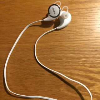 QCY QY8 Bluetooth イヤホン(ヘッドフォン/イヤフォン)