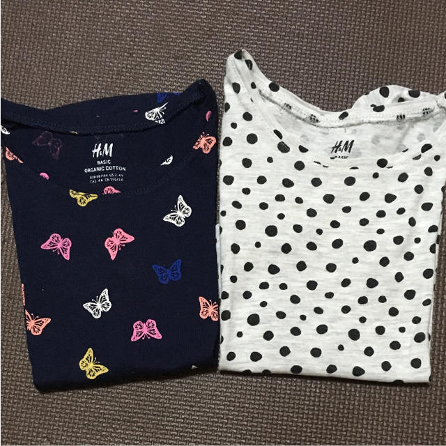 H&M(エイチアンドエム)の女の子 半袖 キッズ/ベビー/マタニティのキッズ服女の子用(90cm~)(Tシャツ/カットソー)の商品写真