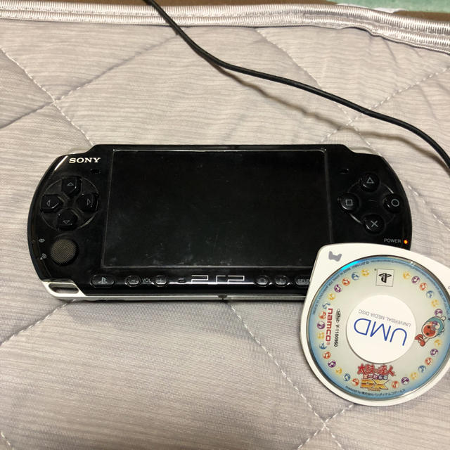 PlayStation Portable(プレイステーションポータブル)のPakkapaka様専用 エンタメ/ホビーのゲームソフト/ゲーム機本体(携帯用ゲーム機本体)の商品写真