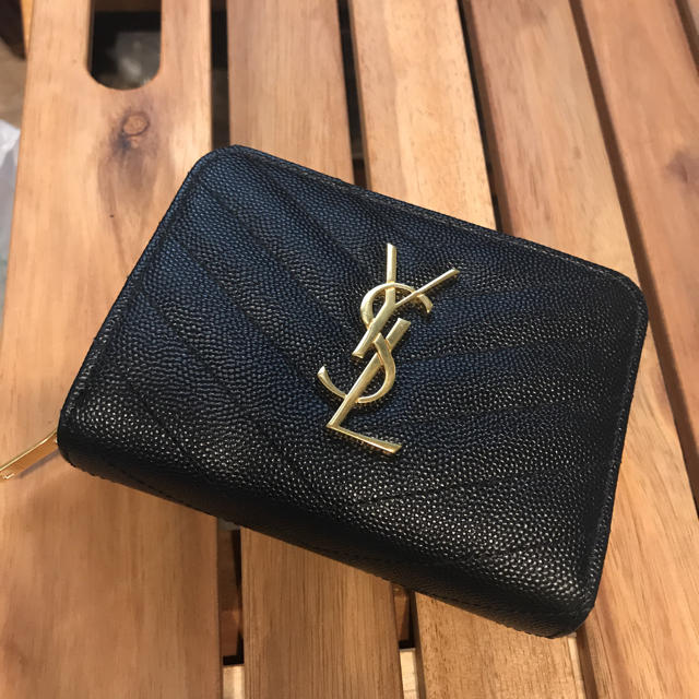 Saint Laurent(サンローラン)のサンローラン 財布 レディースのファッション小物(財布)の商品写真