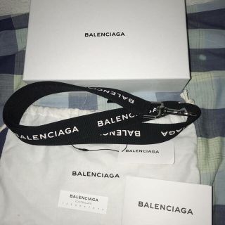 BALENCIAGA(ネックストラップ)のフリマアイテム一覧 BALENCIAGA(ネックストラップ)のフリマアイテム一覧