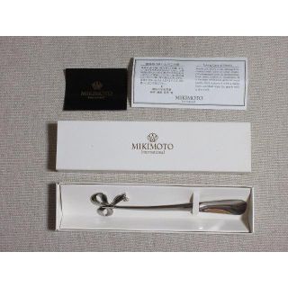 ミキモト(MIKIMOTO)の【お値下げ】新品・未使用　ミキモト　MIKIMOTO　スプーン　リボン　真珠付き(カトラリー/箸)