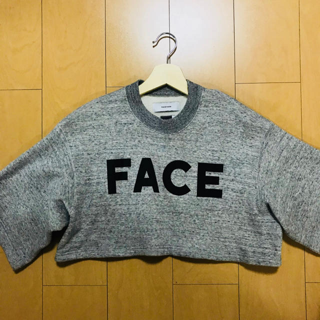 FACETASM(ファセッタズム)のFACETASM ショート丈スウェット レディースのトップス(トレーナー/スウェット)の商品写真