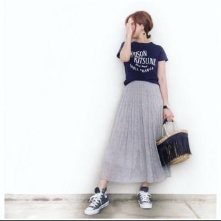 ユニクロ(UNIQLO)のユニクロ ハイウエストプリントシフォンスカート グレー(ロングスカート)