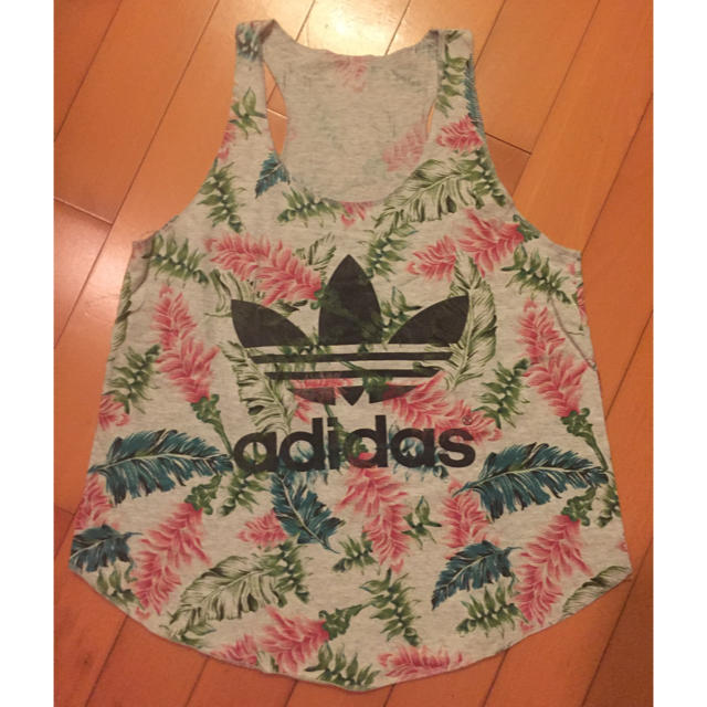 adidas(アディダス)のAdidas トロピカルタンクトップ レディースのトップス(タンクトップ)の商品写真