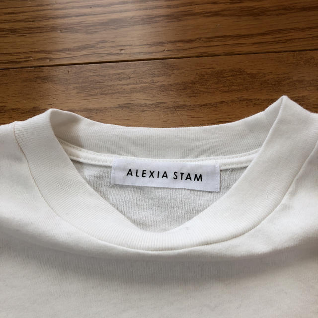 ALEXIA STAM(アリシアスタン)のALEXIA STAM ロゴTシャツ レディースのトップス(Tシャツ(半袖/袖なし))の商品写真