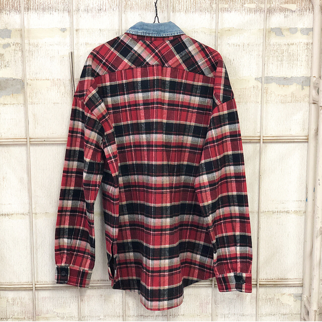 FEAR OF GOD(フィアオブゴッド)のFearofgod red check denim shirt レディースのトップス(シャツ/ブラウス(長袖/七分))の商品写真