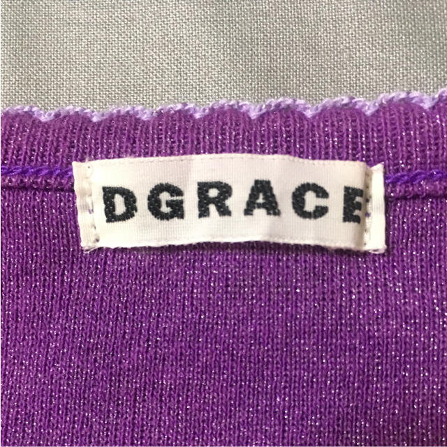 DGRACE(ディグレース)のDGRACE ラメ入り 紫 七分袖 カーディガン レディースのトップス(カーディガン)の商品写真