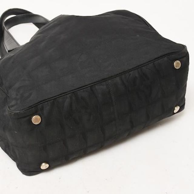 CHANEL(シャネル)のシャネル ニュートラベルライン トートバッグ ブラック  レディースのバッグ(トートバッグ)の商品写真