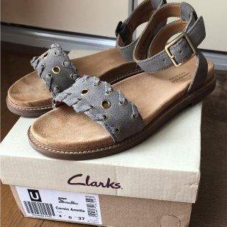 クラークス(Clarks)の美品！Clarks レザー サンダル グレー(サンダル)