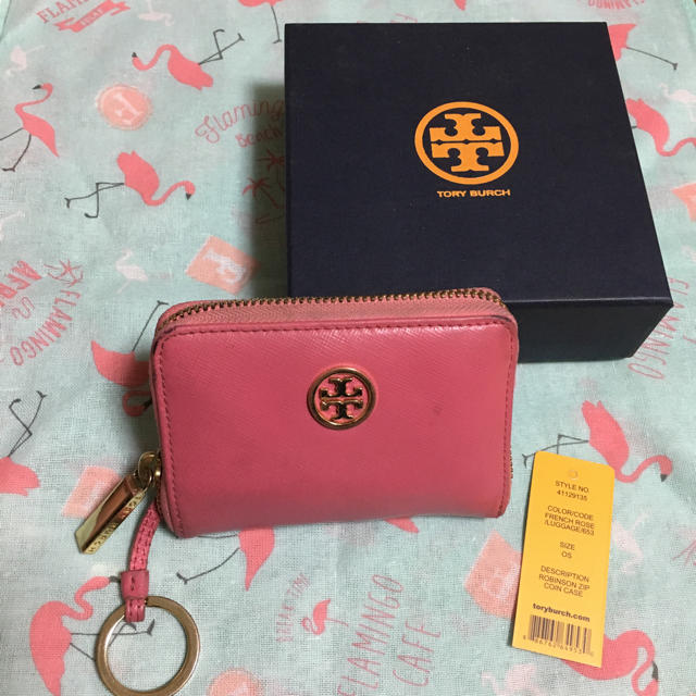 Tory Burch(トリーバーチ)のトリーバーチピンクミニ財布♡ レディースのファッション小物(財布)の商品写真