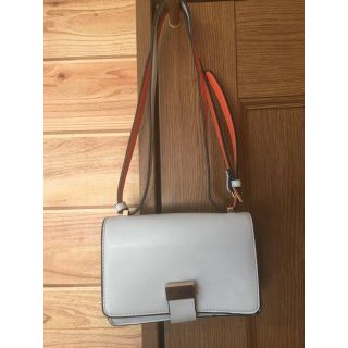 ザラ(ZARA)のZara バイカラーショルダーバッグ(ショルダーバッグ)