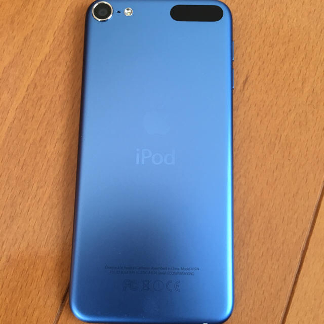 iPod touch(アイポッドタッチ)のiPod touch 64GB 6世代 スマホ/家電/カメラのオーディオ機器(ポータブルプレーヤー)の商品写真