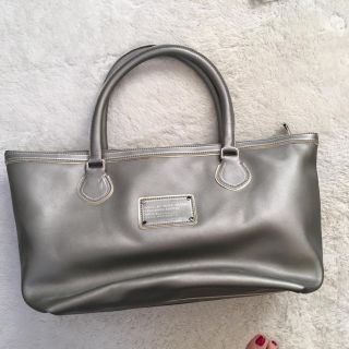 マークバイマークジェイコブス(MARC BY MARC JACOBS)のmarc by marc jacobsトートバッグ(トートバッグ)