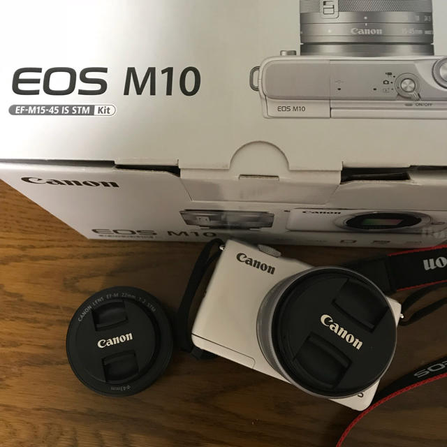 EOS M10 レンズ２種類付！SDカード32GB付！スマホ/家電/カメラ