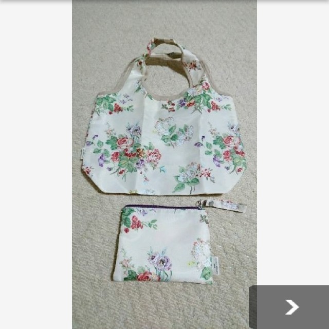 LAURA ASHLEY(ローラアシュレイ)のLAURA  ASHLEY エコバッグ Sサイズ レディースのバッグ(トートバッグ)の商品写真