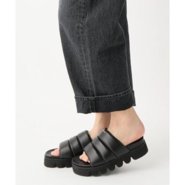 Maison Martin Margiela(マルタンマルジェラ)の新品◆今季 MAISON EUREKA KILTING SANDAL Sサイズ レディースの靴/シューズ(サンダル)の商品写真