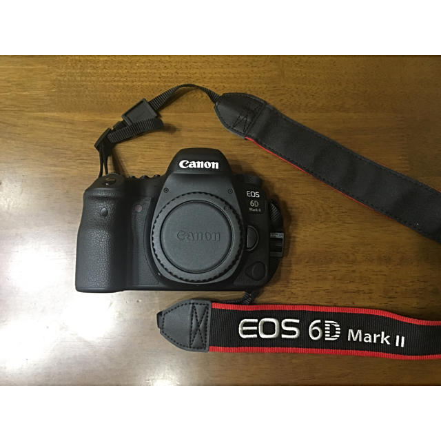 Canon(キヤノン)のCanon 一眼レフ EOS６D mark II 限定価格 スマホ/家電/カメラのカメラ(デジタル一眼)の商品写真
