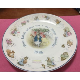 ウェッジウッド(WEDGWOOD)のWedgwood Peter Rabbit B-day Plate【旧刻印】(食器)