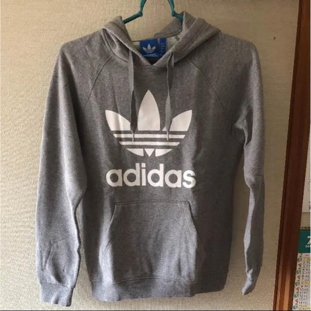 adidas(アディダス)のアディダスパーカー メンズのトップス(パーカー)の商品写真