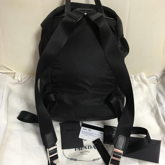 PRADA(プラダ)のプラダ  バックパック 国内正規品 NERO  ブラック 1BZ024  現行品 レディースのバッグ(リュック/バックパック)の商品写真