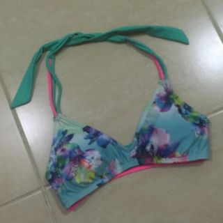 エアロポステール(AEROPOSTALE)のビキニ 上 トップス 水着 花柄 グリーン ホルターネック スイムウェア フラワ(水着)