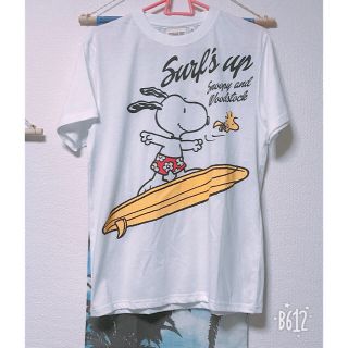 ピーナッツ(PEANUTS)の大幅値下げ‼️サーフィンスヌーピー✩メンズTシャツ(Tシャツ/カットソー(半袖/袖なし))