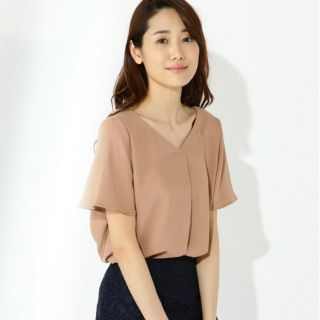 エヌナチュラルビューティーベーシック(N.Natural beauty basic)のタグ付き新品  natural beauty basic とろみブラウス(シャツ/ブラウス(半袖/袖なし))