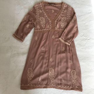 ザラ(ZARA)のZARA刺繍ワンピース(ひざ丈ワンピース)