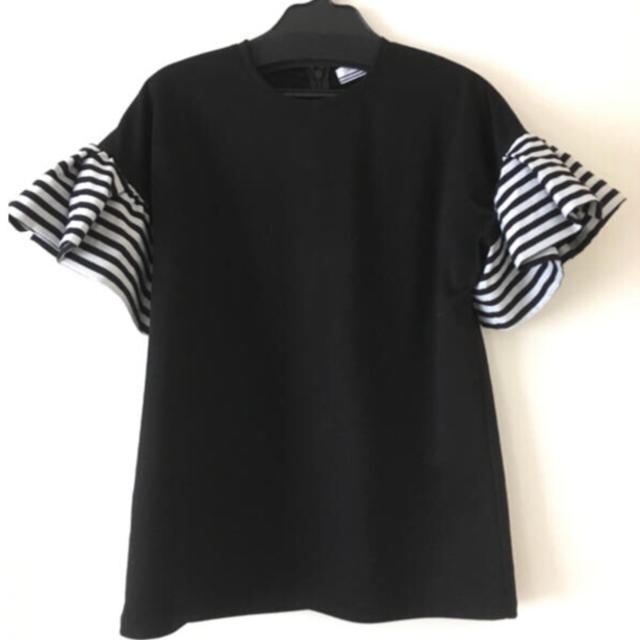 BARNEYS NEW YORK(バーニーズニューヨーク)のBORDERS at BALCONY 売り切れ☆ラッフルTシャツ☆ レディースのトップス(Tシャツ(半袖/袖なし))の商品写真