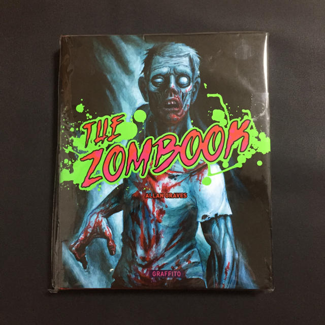 新品 未使用 THE ZOMBOOK 洋書 ゾンビ エンタメ/ホビーの本(洋書)の商品写真