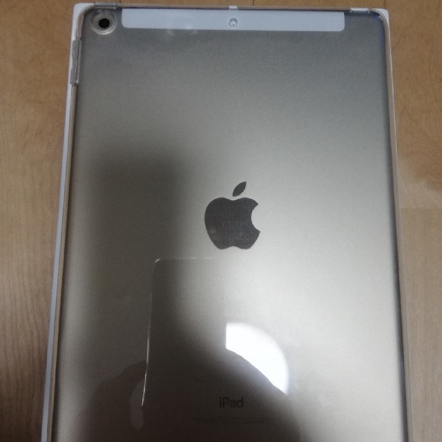 iPad A1823 32GB SIMロック解除済み ゴールドの通販 by 生茶ゴリラ's shop｜アイパッドならラクマ - iPad 第５世代 国産大人気