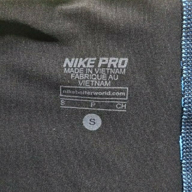 NIKE(ナイキ)のNIKE PRO DRY FIT ショート パンツ レディース スポーツ/アウトドアのランニング(ウェア)の商品写真