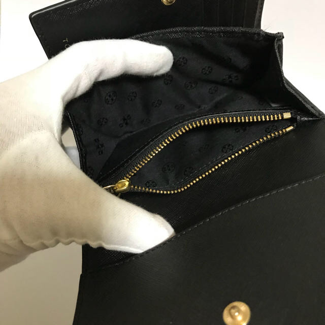Tory Burch(トリーバーチ)のTory Burch  無地 三つ折り折り財布 レディースのファッション小物(財布)の商品写真