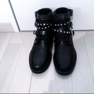 サンローラン(Saint Laurent)のサンローランのスタッズ ショートブーツ(ブーツ)