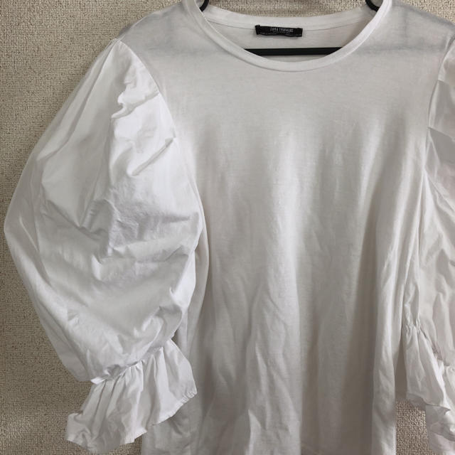 ZARA(ザラ)のZARA ボリュームスリーブ カットソー レディースのトップス(カットソー(半袖/袖なし))の商品写真