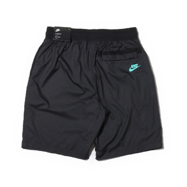 NIKE(ナイキ)の★希少2XL 新品 NIKE AIRMAX SHORT AT6835-013 メンズのパンツ(ショートパンツ)の商品写真