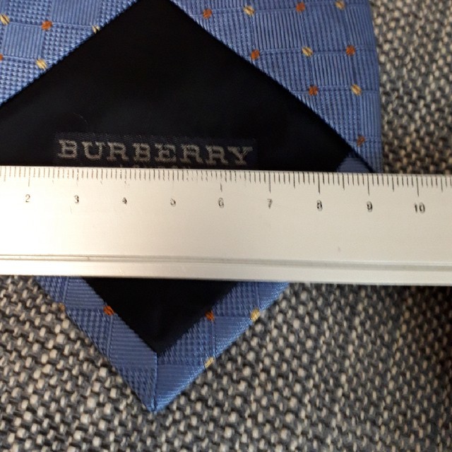 BURBERRYのネクタイ メンズのファッション小物(ネクタイ)の商品写真