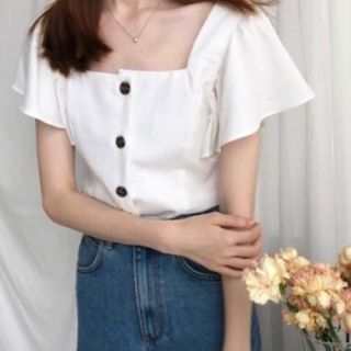 ザラ(ZARA)の新品★フリル ショルダー トップス リネン ZARA好きな方♡ ブラック(シャツ/ブラウス(半袖/袖なし))