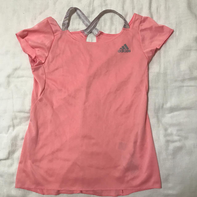 adidas(アディダス)のadidas 半袖シャツ レディースのトップス(Tシャツ(半袖/袖なし))の商品写真