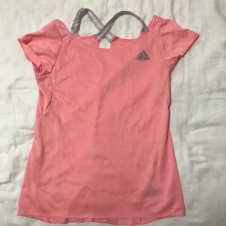 アディダス(adidas)のadidas 半袖シャツ(Tシャツ(半袖/袖なし))