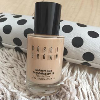 ボビイブラウン(BOBBI BROWN)のBOBBI BROWN モイスチャーリッチファンデーション (ファンデーション)